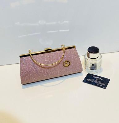 Girl's Metal Plain Fancy Clutch