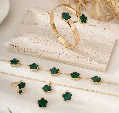 Flower Design Gold Plated Necklace And Bracelet Set