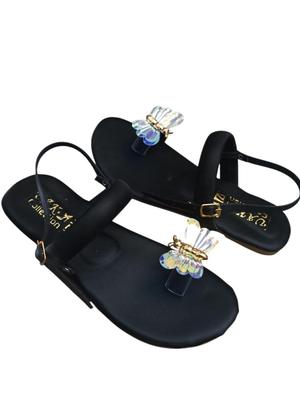 Stylish Women's Fancy Fabric Kolhapuri Chappal - 1 Pcs in Black